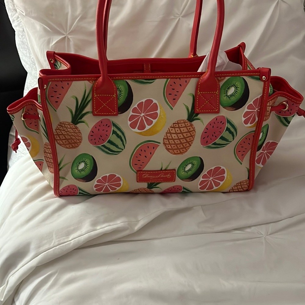 Dooney and Bourke satchel bag